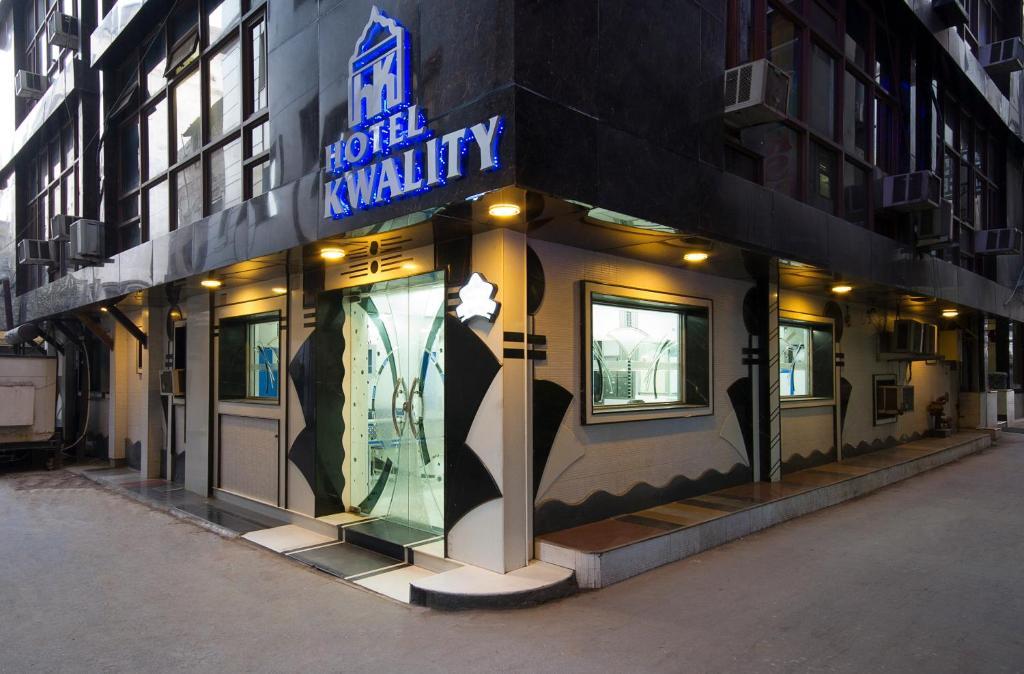 Hotel Kwality Ню Делхи Екстериор снимка